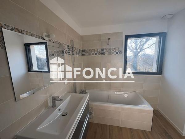 Location Maison 5 pièces 105.1 m² - 20 RUE CHALAND Montreuil Sur Ille 35440