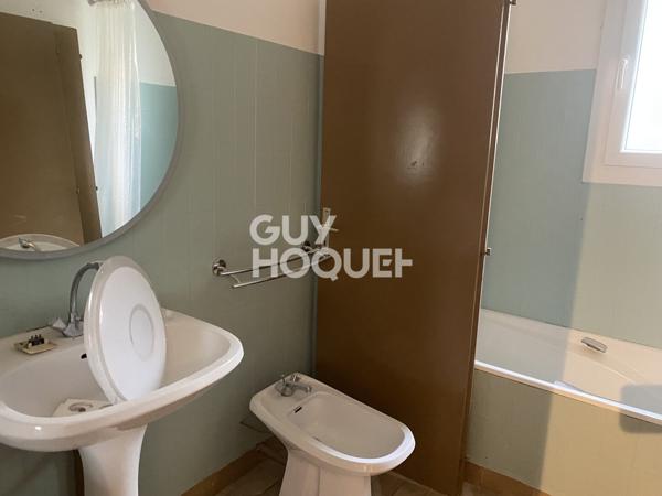 MAISON À LOUER DE 4 PIÈCES DE 90,00 M²