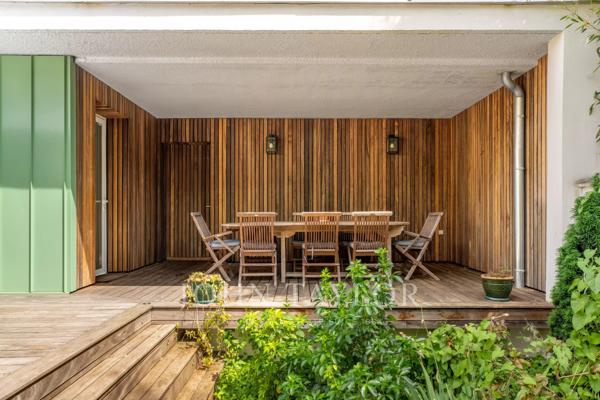 CHARTREUSE RÉNOVÉE PAR ARCHITECTE - CALME – JARDIN – DÉPENDANCE - PISCINE - GARAGE