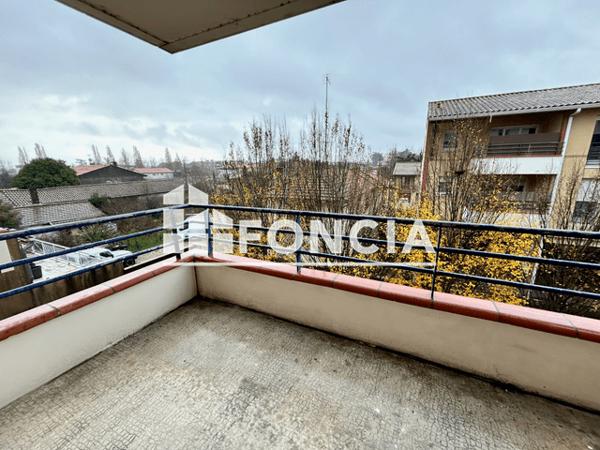 Location Appartement 2 pièces 35.66 m² - 160 RUE MOZART Agen 47000