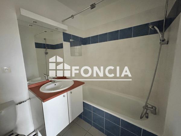 Location Appartement 2 pièces 35.66 m² - 160 RUE MOZART Agen 47000