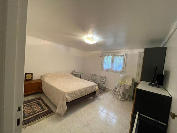 Maison familiale 9 pièces avec jardin - Charme et volumes à Bondy