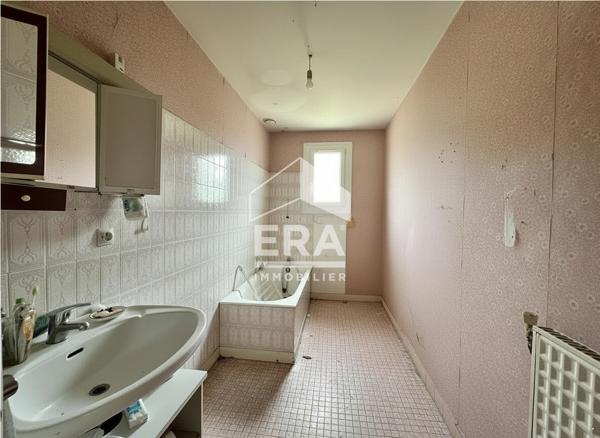 Opportunité rare à Chauray - Maison à fort potentiel !