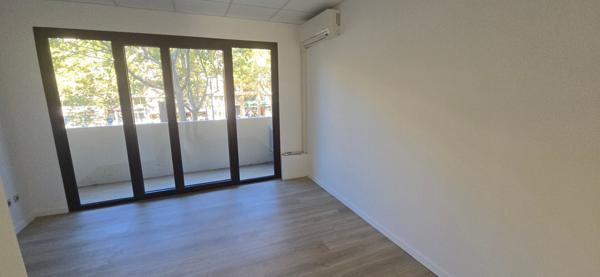 LOCAL PROFESSIONNEL NEUF SUR LA COMMUNE D'AIX EN PROVENCE (13100)