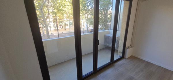 LOCAL PROFESSIONNEL NEUF SUR LA COMMUNE D'AIX EN PROVENCE (13100)