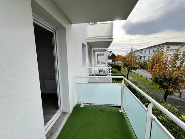 Appartement Pau 1 chambre + parking