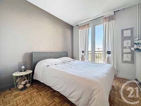 Appartement F4 à vendre  4 pièces - 92,49 m2 VERSAILLES - 78