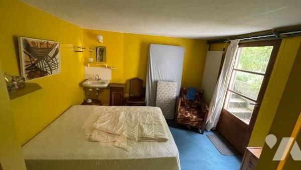 Maison à Vendre à Montmorency (95160) en Val-d'Oise (95), 5 pièces sur terrain de 371 m2