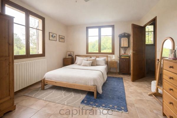 Charmante maison en pierres avec 4 chambres, Beaulieu sur Dordogne