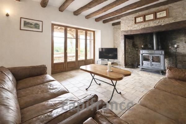 Charmante maison en pierres avec 4 chambres, Beaulieu sur Dordogne