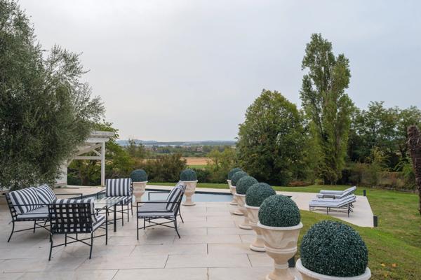 Saint-Symphorien-D'Ozon - Maison meublée et climatisées de 221,53 m² - 4 Chambres - Piscines - Jardin Avec Étang