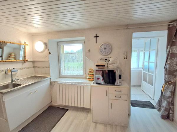 Maison individuelle de type 4 avec grange.