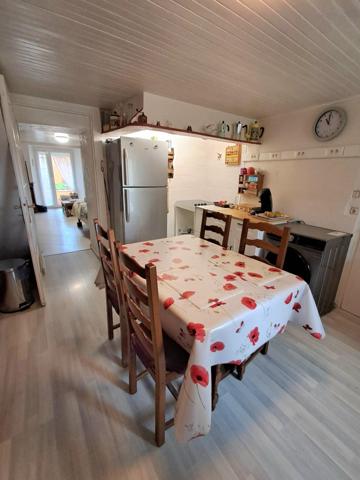 Maison individuelle de type 4 avec grange.