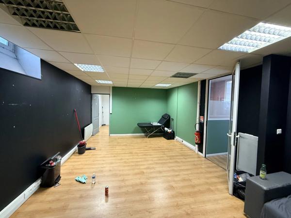 Location Local commercial 5 pièces 94 m2 à Bourgoin-Jallieu