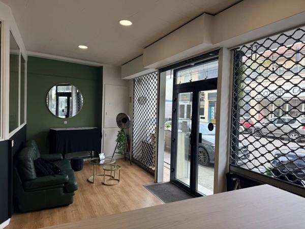 Location Local commercial 5 pièces 94 m2 à Bourgoin-Jallieu