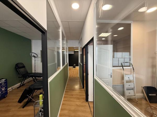 Location Local commercial 5 pièces 94 m2 à Bourgoin-Jallieu