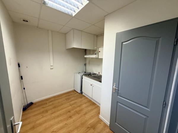 Location Local commercial 5 pièces 94 m2 à Bourgoin-Jallieu