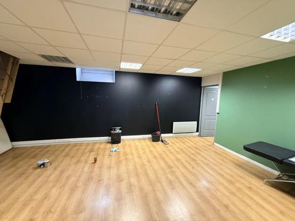 Location Local commercial 5 pièces 94 m2 à Bourgoin-Jallieu