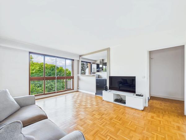 APPARTEMENT JOINVILLE LE PONT 61.91M²