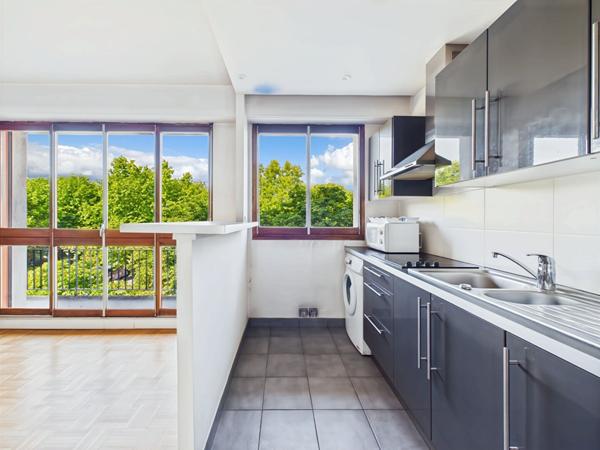 APPARTEMENT JOINVILLE LE PONT 61.91M²