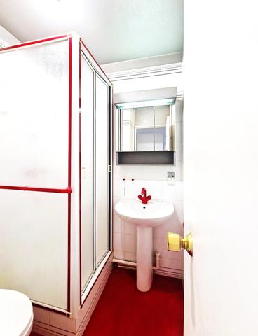 BECON  Lumineux, 3/4 chambres, 4 balcons, parking.