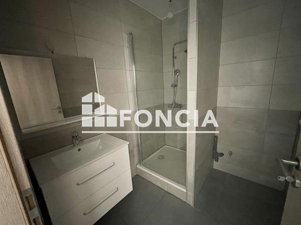 Location Appartement 3 pièces 58.22 m² - 8 RUE DE LA GARE Uckange 57270