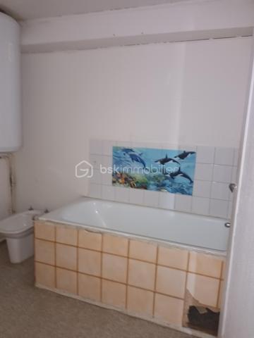 Corps de ferme de 379 m²