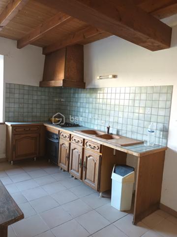 Corps de ferme de 379 m²