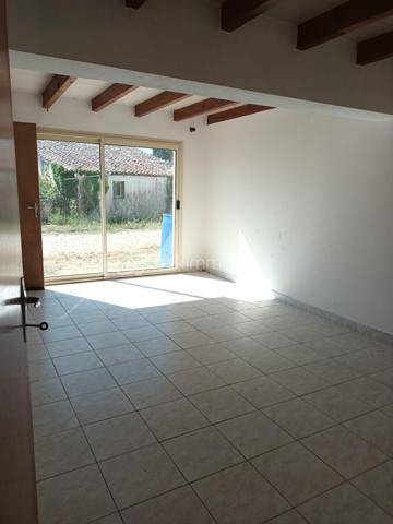 Corps de ferme de 379 m²