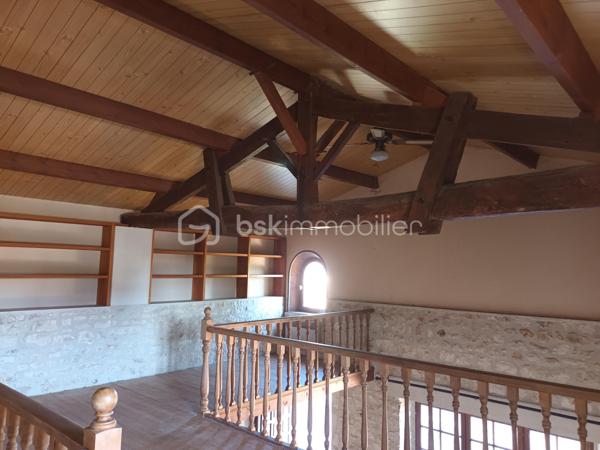 Corps de ferme de 379 m²