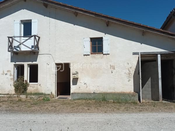 Corps de ferme de 379 m²