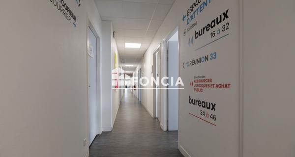 À vendre Local commercial 222 m² - ÉVry-courcouronnes 91080