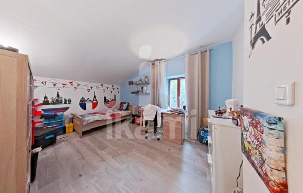 Maison de 221 m²