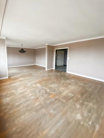 Spacieux appartement T5 avec vue dégagée – Nancy, secteur Boulevard Albert 1er