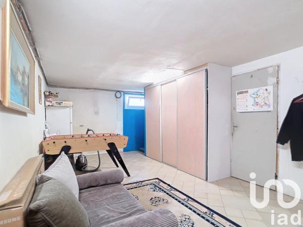 Maison traditionnelle 6 pièces de 168 m² à Chassieu (69680)