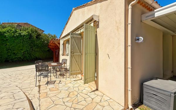 Maison à vendre    5 pièces • 186,87 m2 Fréjus