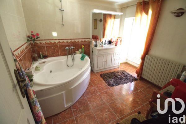 Maison à vendre 5 pièces 155 m² Chalais