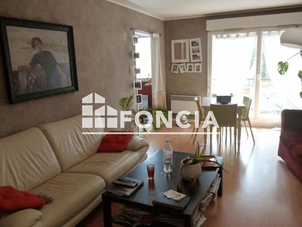 Location Appartement 3 pièces 68.7 m² - 105 QUAI DES CHEVILLARDS Lille 59000