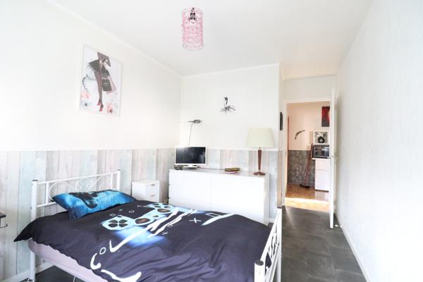 Saint-Martin-d'Hères (38400) Saint Martin d'Hères/Grenoble, appartement T4 au calme avec terrasse et parking