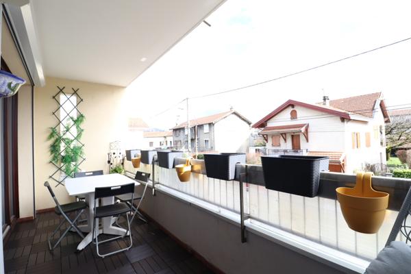 Saint-Martin-d'Hères (38400) Saint Martin d'Hères/Grenoble, appartement T4 au calme avec terrasse et parking