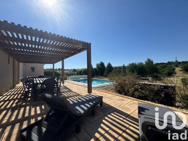 Maison à vendre 8 pièces 194 m² Châteauneuf-sur-Charente