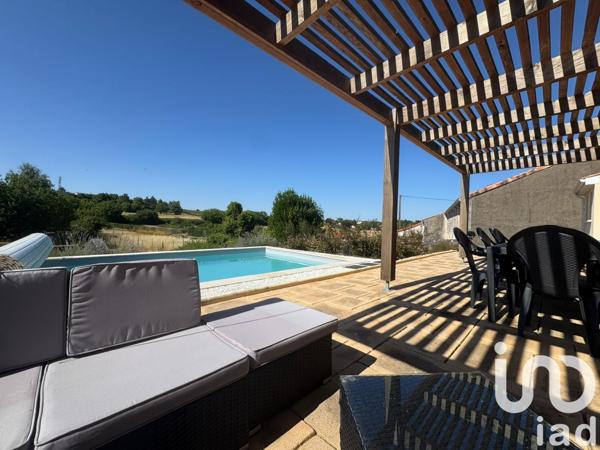 Maison à vendre 8 pièces 194 m² Châteauneuf-sur-Charente