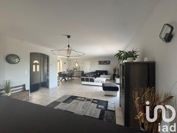 Maison à vendre 8 pièces 194 m² Châteauneuf-sur-Charente