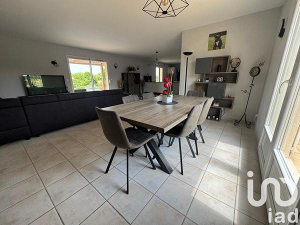 Maison à vendre 8 pièces 194 m² Châteauneuf-sur-Charente