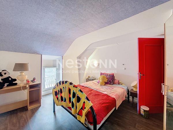 Local d'activité et maison proche Angerville total 124.14 m2