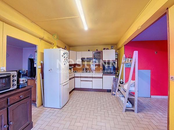 Local d'activité et maison proche Angerville total 124.14 m2