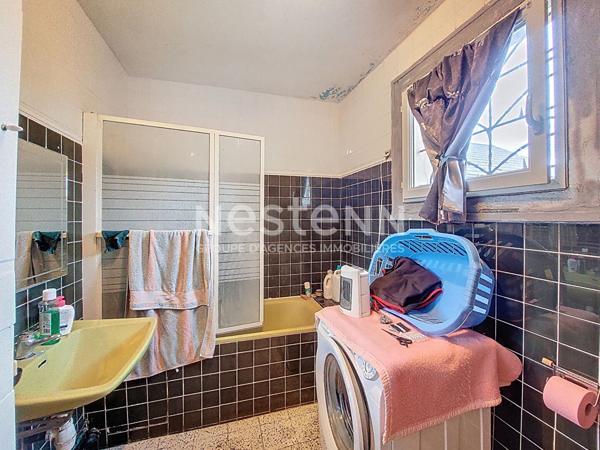 Local d'activité et maison proche Angerville total 124.14 m2