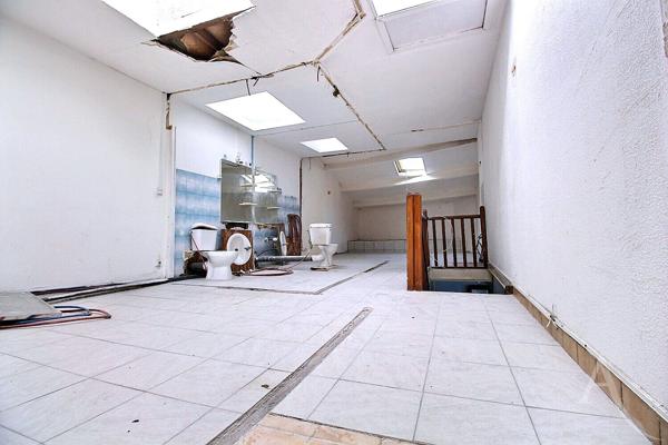 Maison 4 pièce(s) 130 m² fort potentiel