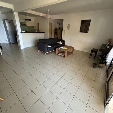 Découvrez ce Spacieux T3 avec Vue Mer Imprenable !