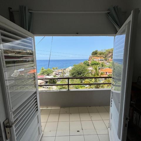 Découvrez ce Spacieux T3 avec Vue Mer Imprenable !